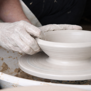 VAJILLA AL TORNO CON PORCELANA - ES2614- Profesor Marcos Pacheco - Del 15 al 20 Junio 2026